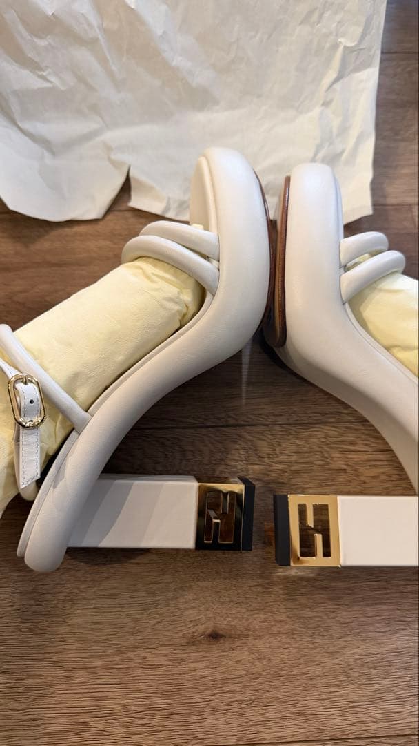 Fendi Sandalen 36 16