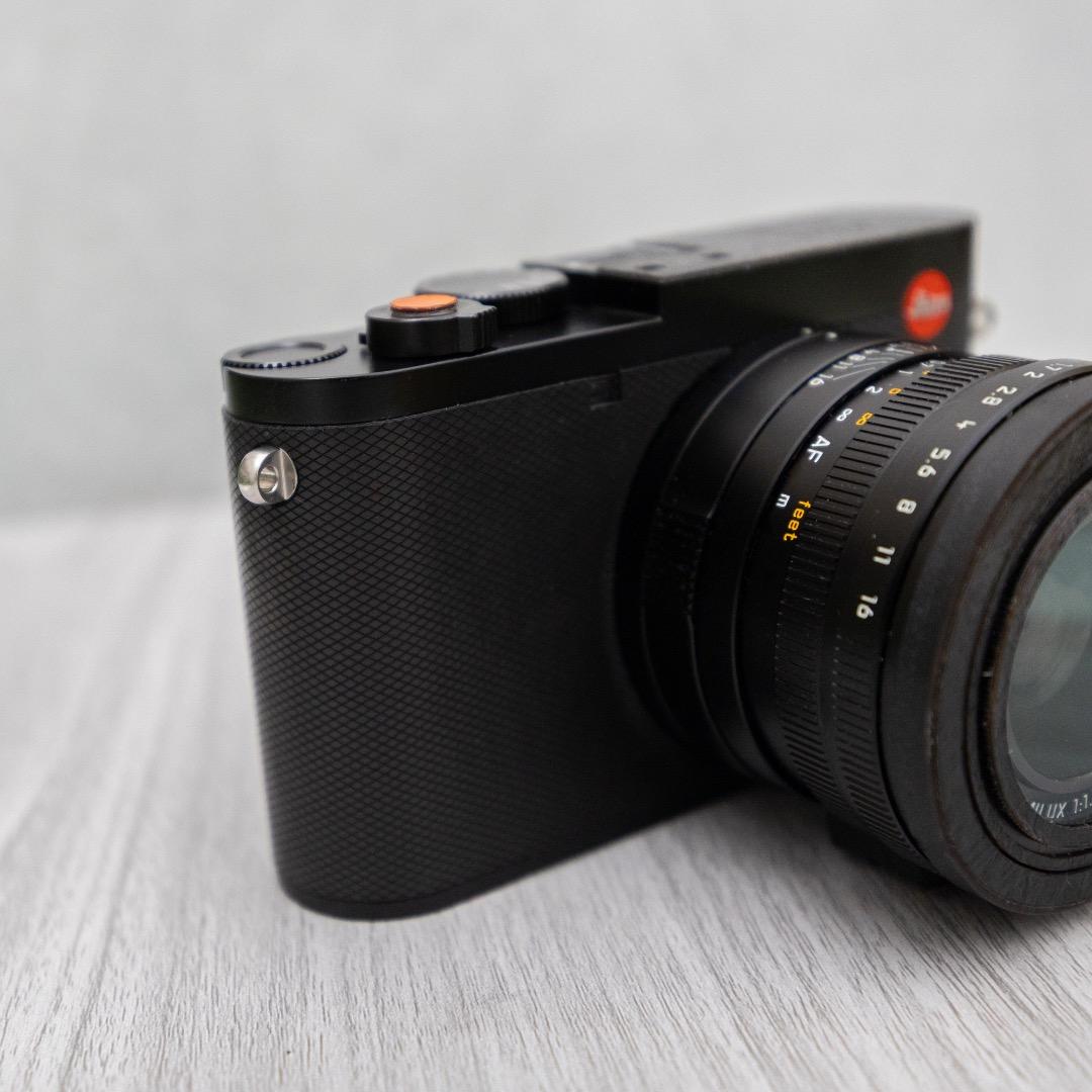 Leica Mirrorless Interchangeable Lips Q3 Wan Hand Grip