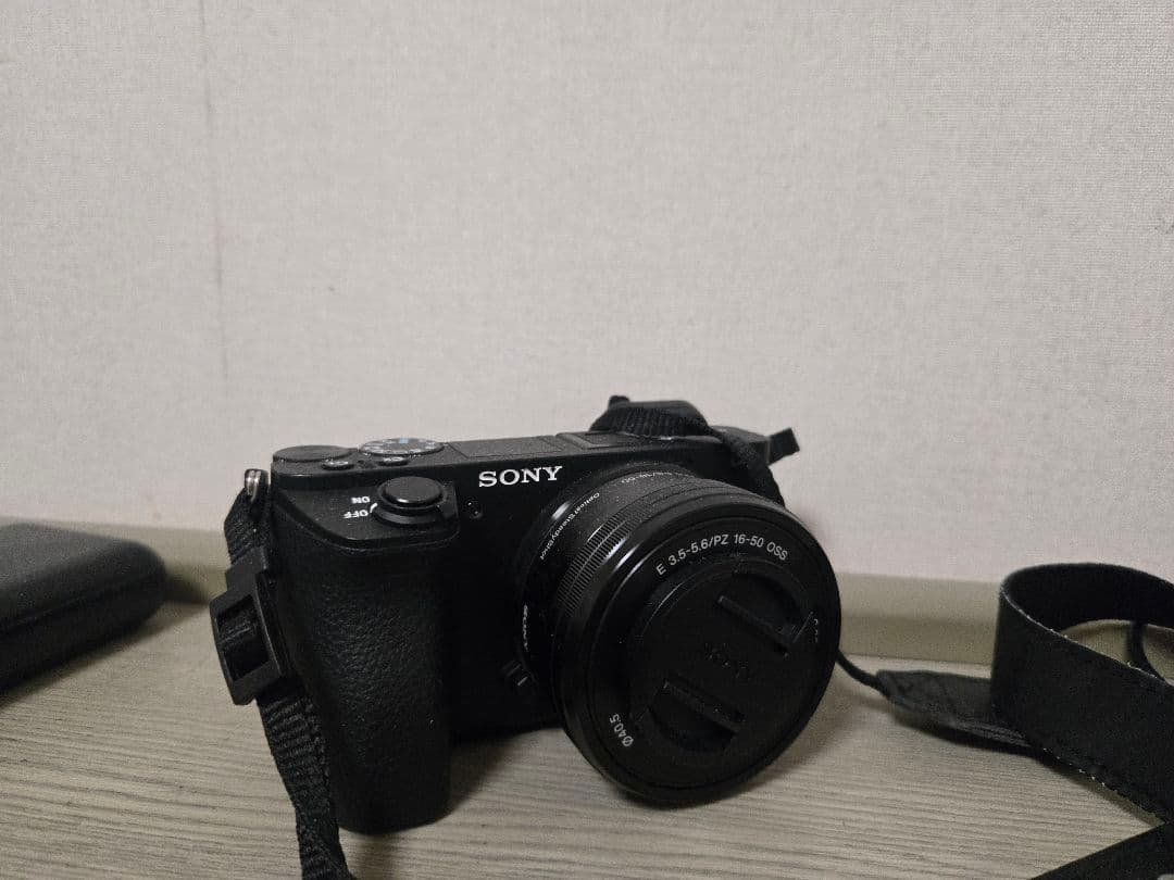 Sony Mirrorless Interchangeable Lips 6400