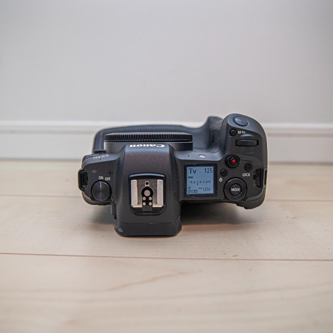 Canon Mirrorless Interchangeable Lens Cameras Eos R Bg-E22