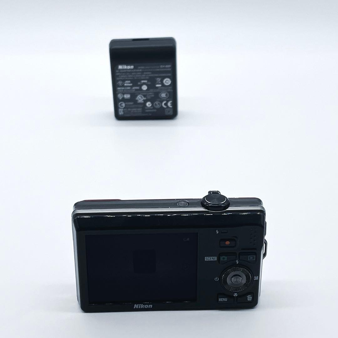 Nikon Compact Digital Cameras Coolpix S6000