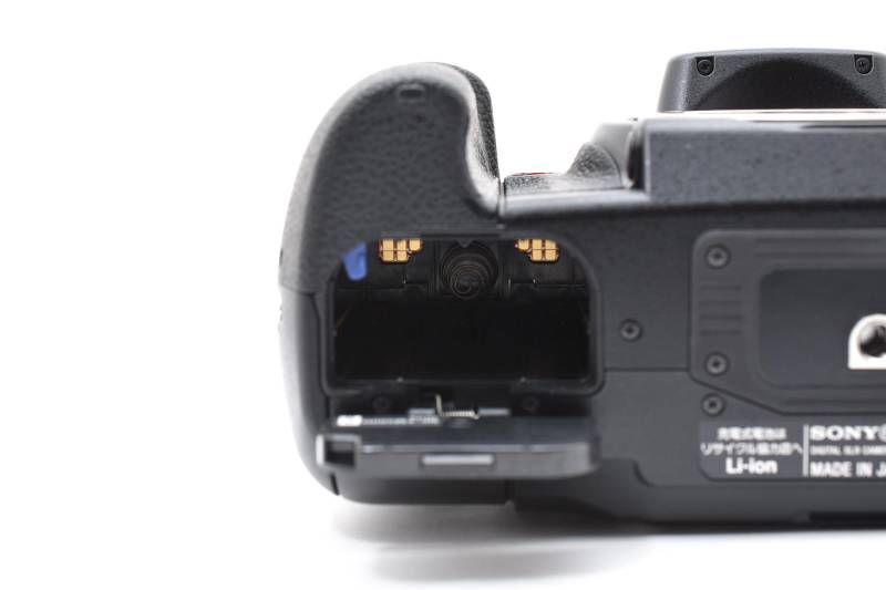 Sony Digital Slr 3,155 900 Dslr-A900 Yma1302 52