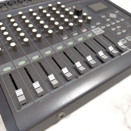 Korg Multi -Track Recorder D888 8 Mtr Ok