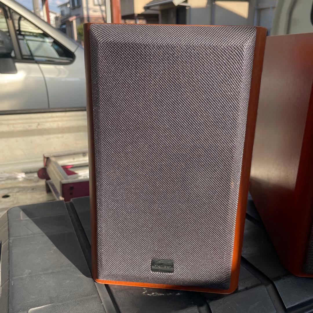 Onkyo Speaker