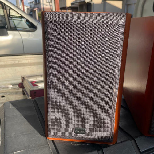 Onkyo Speaker