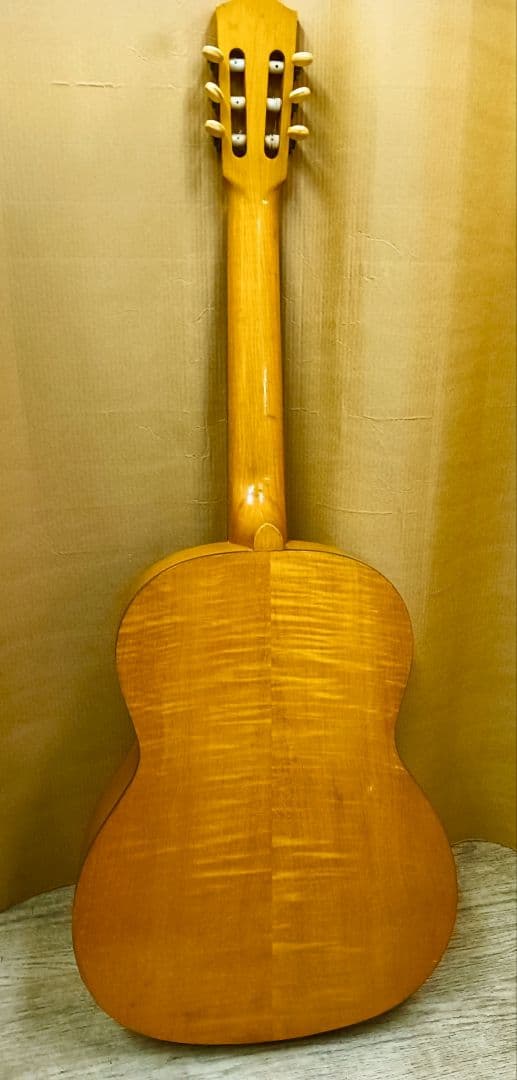 Yamaha Classical Guitars No.45