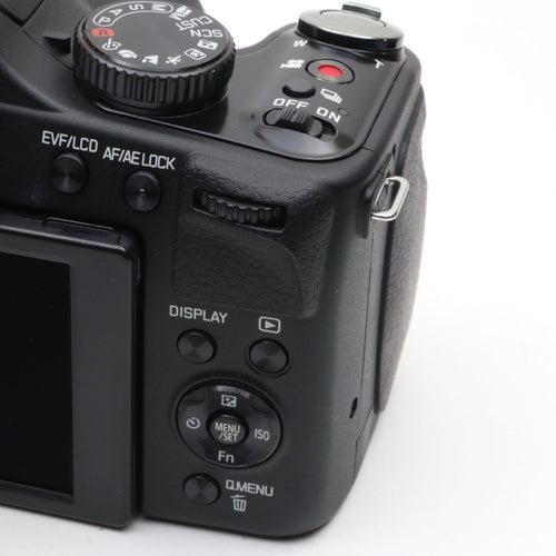 Leica Compact Digital Camera V-Lux3