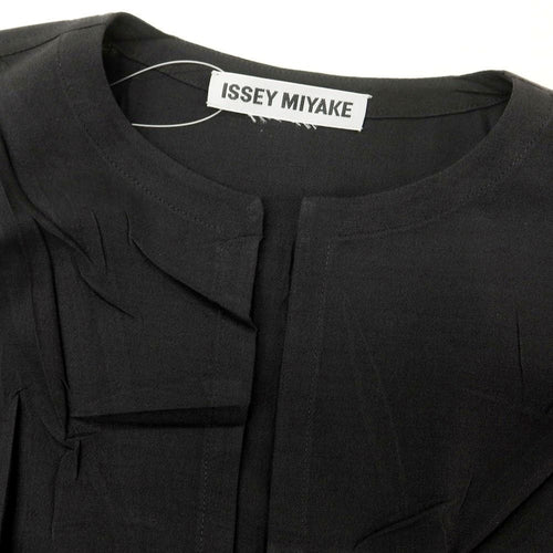 Issey Miyake Ensemble 2025 L