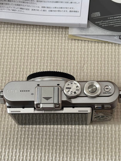 Olympus Mirrorless Interchangeable Lips Pen E-Pl8