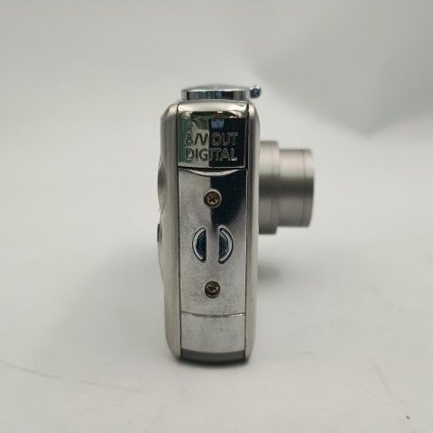Canon Compact Digital Camera Ixy 50 Silver