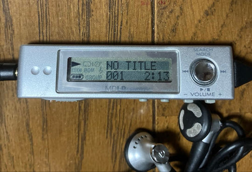 Kenwood Portable Md Player .Dmc-S33