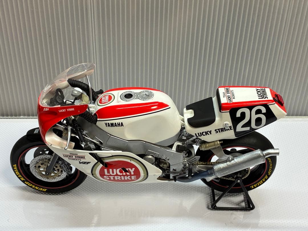 Motorcycles Yamaha Yzf750 1987 8 Lucky Strike