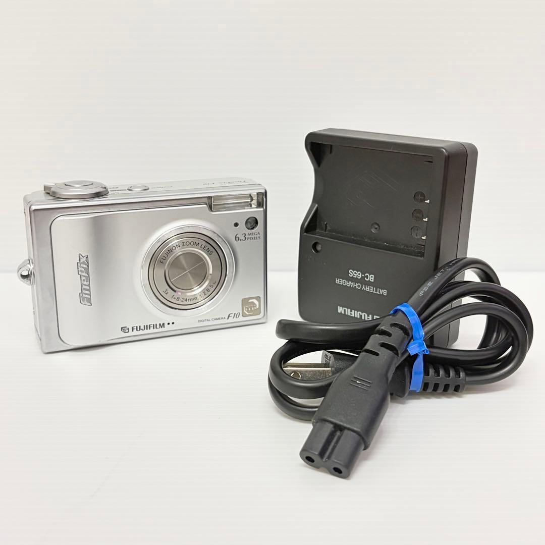 Compact Digital Cameras Fujifilm Finepix F10