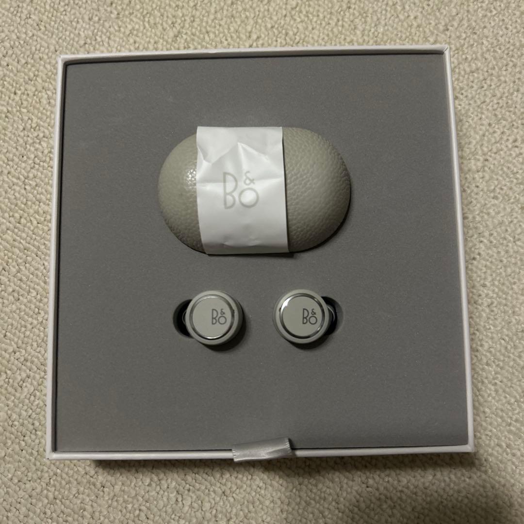Bang Olufsen Wireless Earphones E8 3Rd Generation