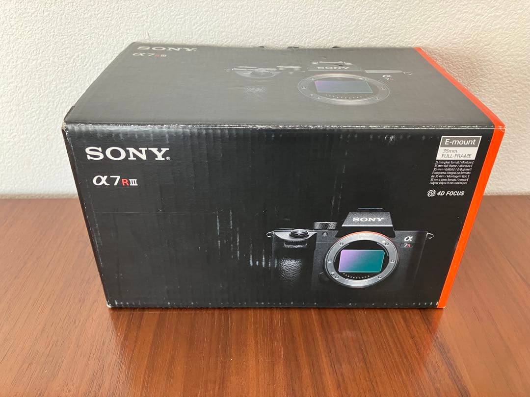 Sony Mirrorless Interchangeable Lens Cameras 7Rm3