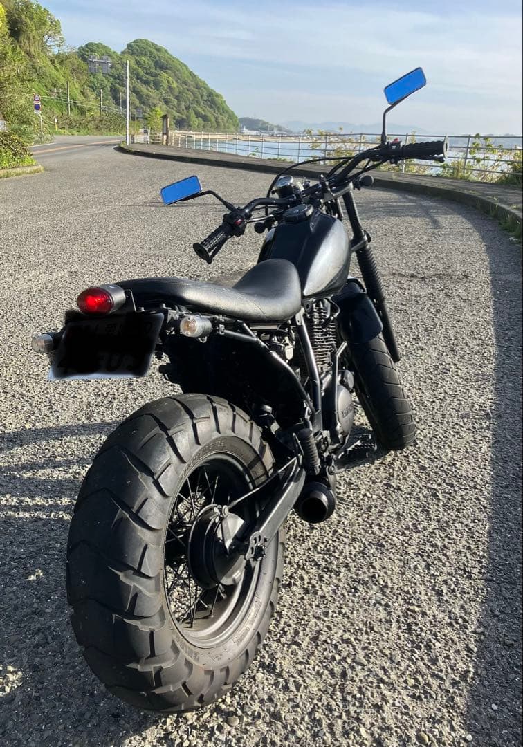 Yamaha Motorcycle Body Tw200
