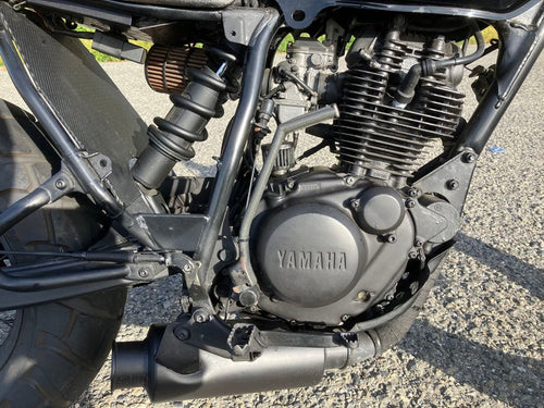 Yamaha Motorcycle Body Tw200