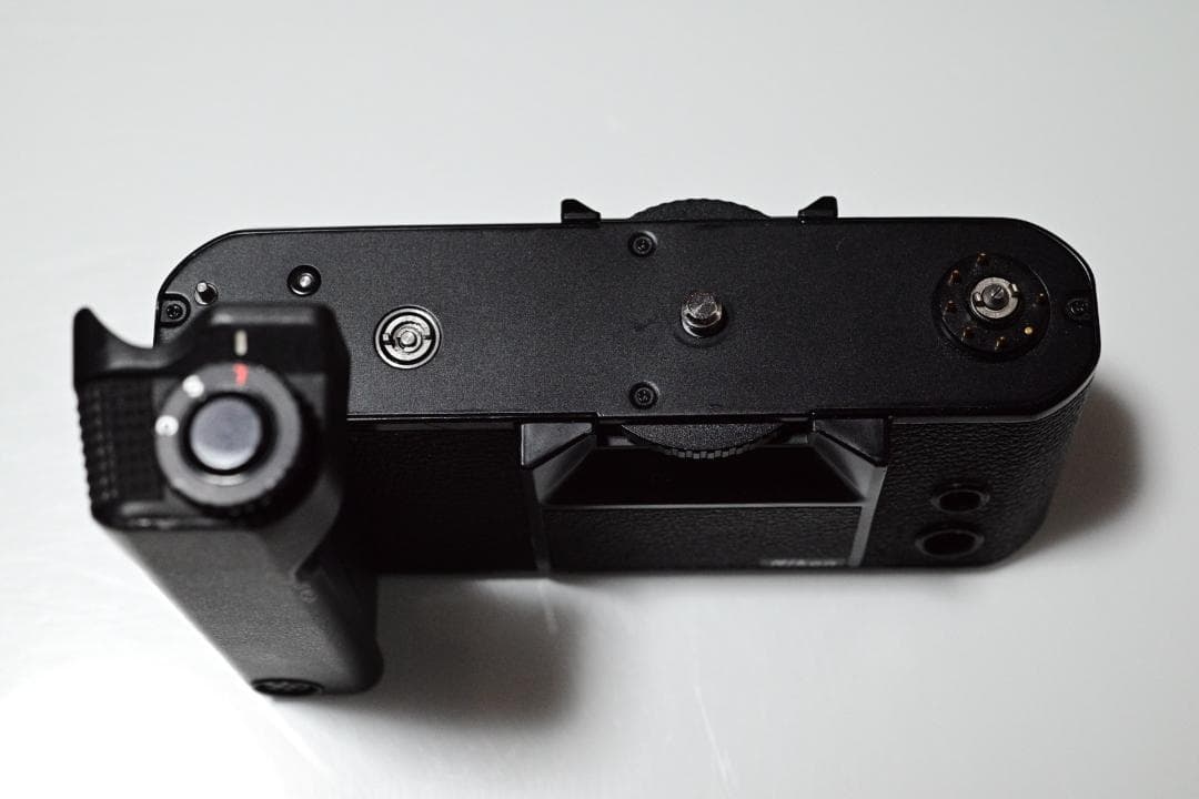 Slr Camera (Film) Nikon Md-4 F3