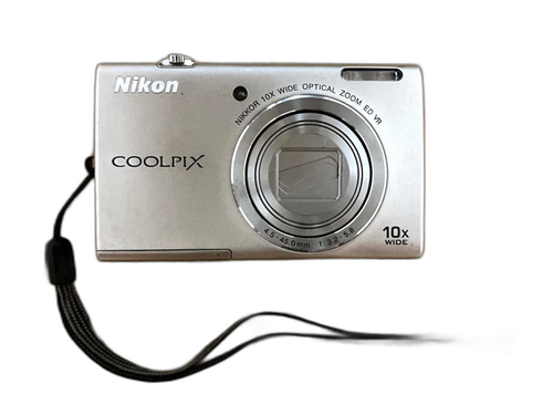 Nikon Compact Digital Camera Coolpix S6200