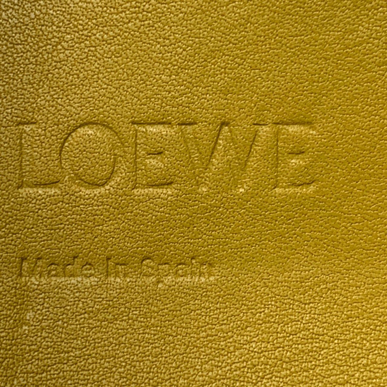Loewe Bi-Fold Wallet 3727 C821L57X01