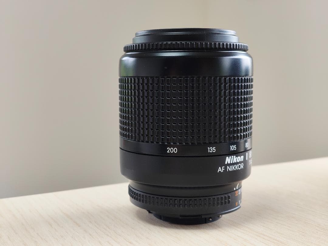 Nikon Zoom Lenses Af Nikkor 80-200Mm F/4.5-5.6D