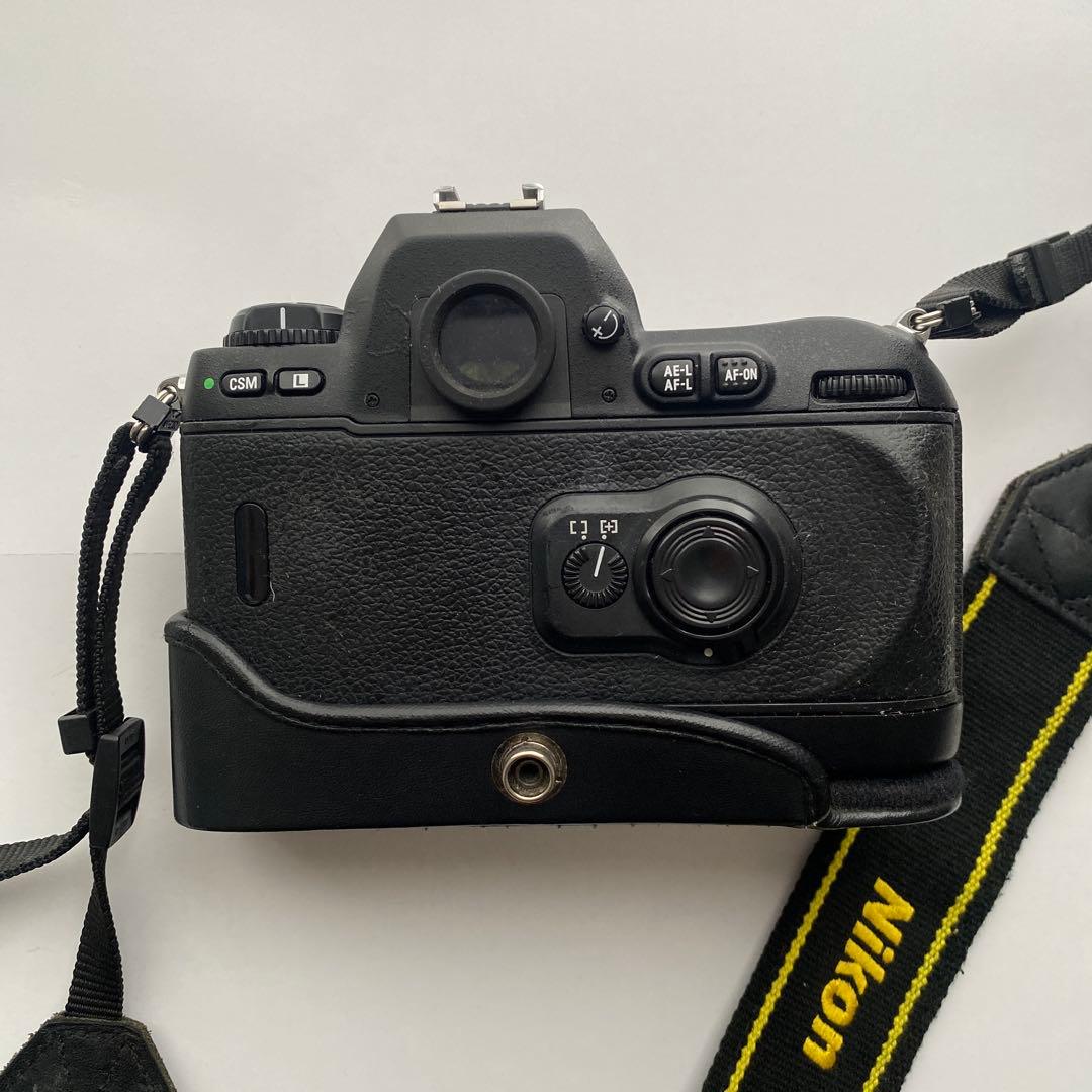 Nikon Slr Camera (Film) F100 28-106Mm