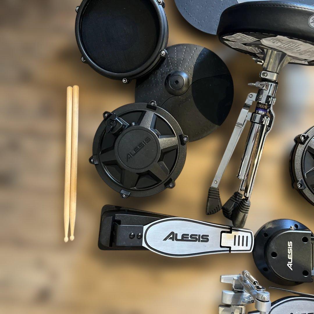 Yamaha Drum Pads Practice (Mute) Alesis Nitro Ds550U