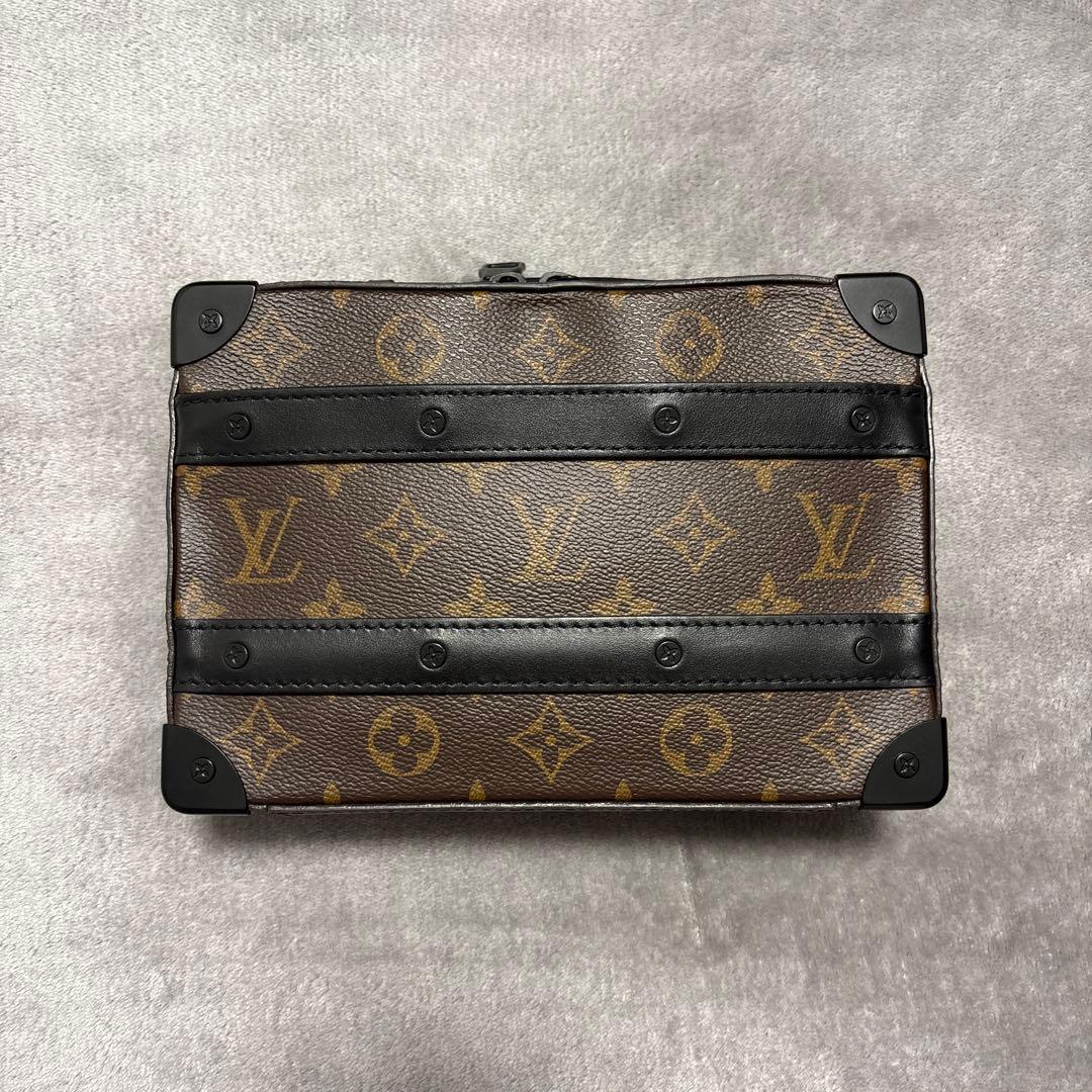 Louis Vuitton Shoulder Bag