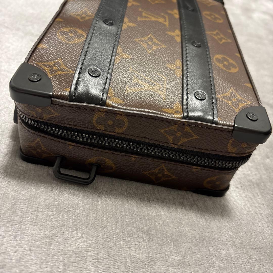 Louis Vuitton Shoulder Bag