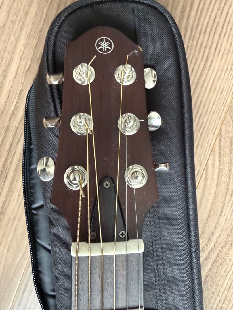 Yamaha Acoustic Guitars Slg200S