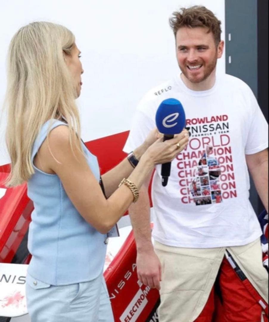 T-Shirts E 2025 T S
