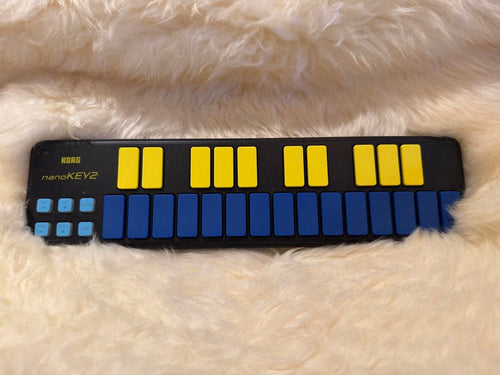 Korg Midi Keyboards Pads Nanokey2-Blyl Blue Yewllow