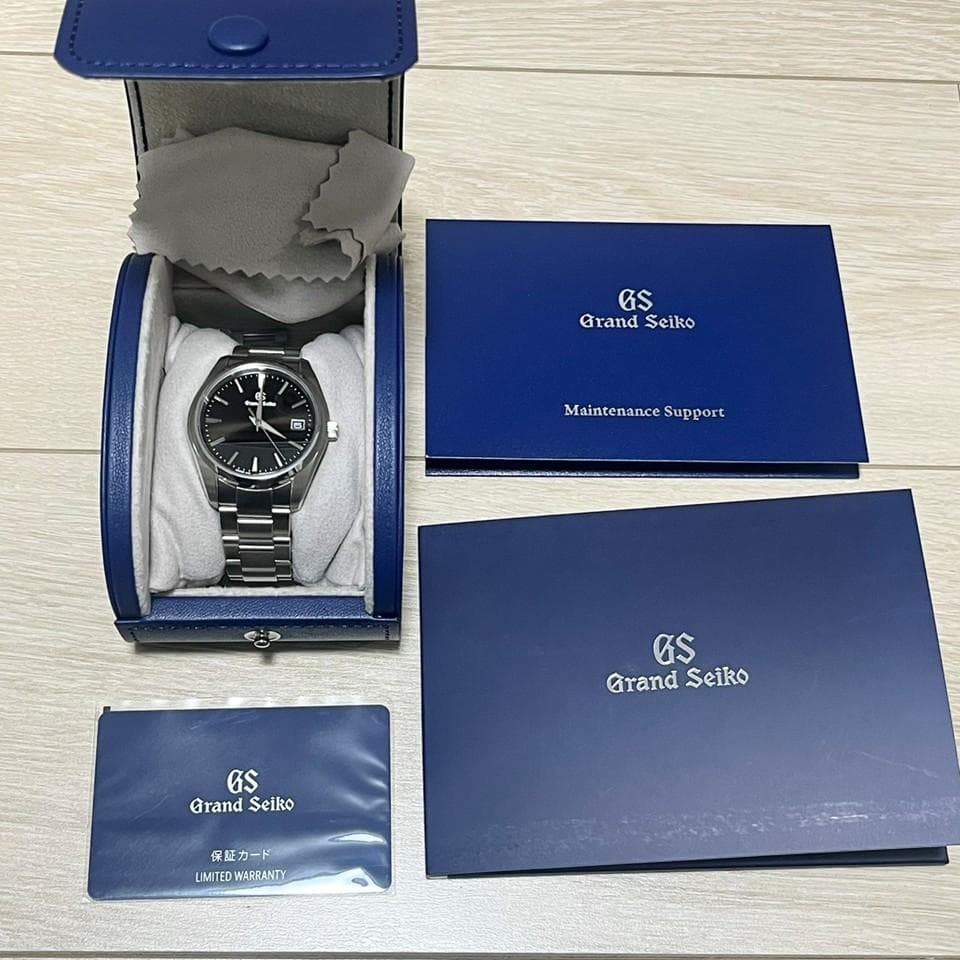 Grand Seiko Quartz Watches Sbgp011