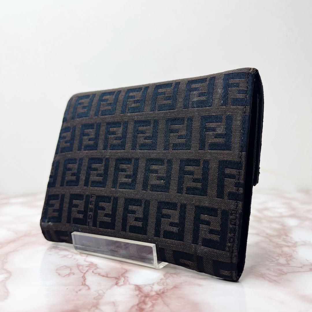 Fendi Bifold Wallets 55