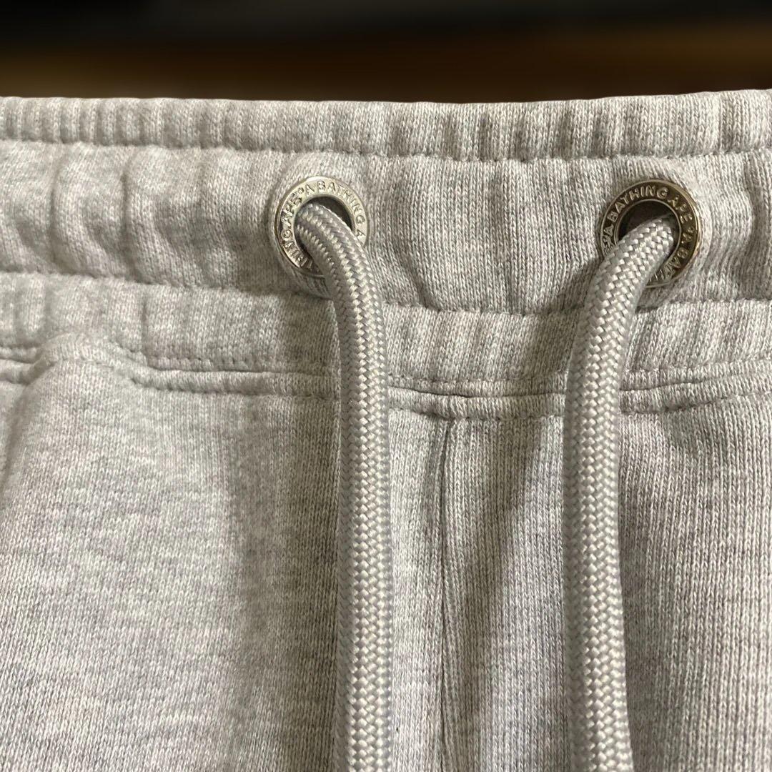 Een badende aap short-bermuda