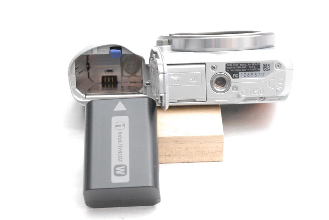 Sony Mirrorless Interchangeable Lips Nex-C3/E 2.8/16Mm