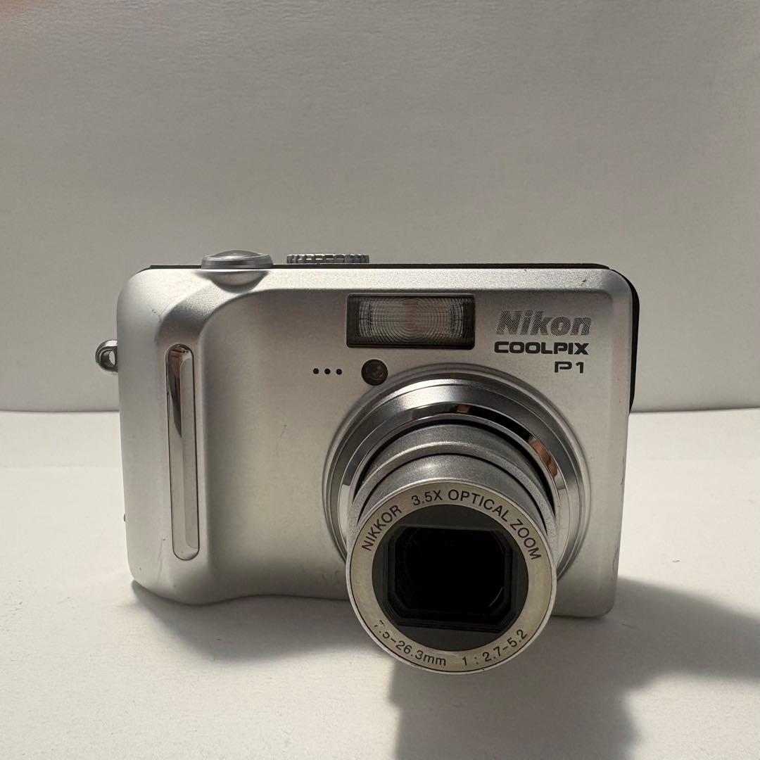 Nikon Compact Digital Camera Coolpix P1