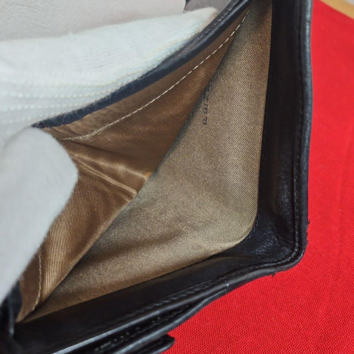 Fendi Bifold Wallets W Beige X Black Gold