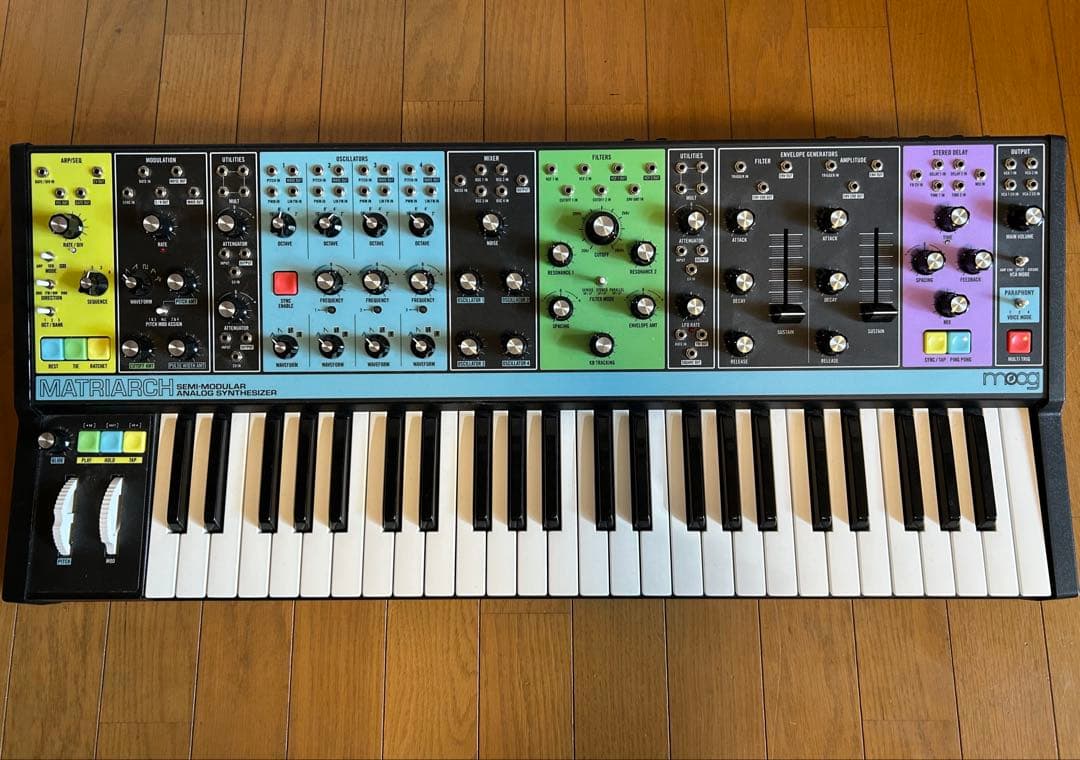 Moog Analog Synthesizer Matriarch