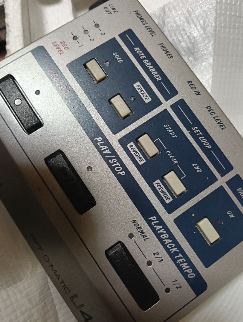 Akai Professional Samplers U400