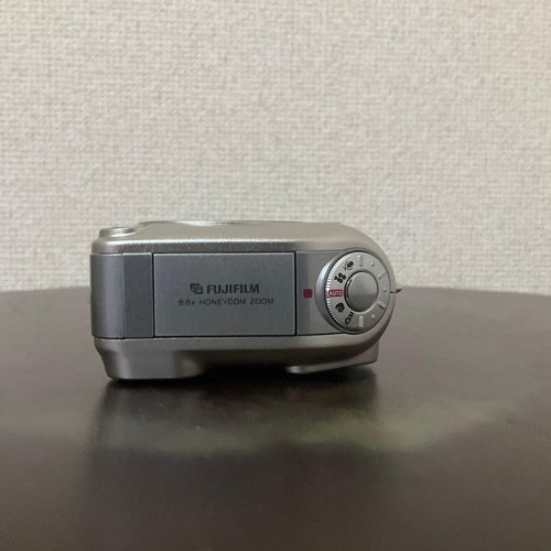 Fujifilm Compact Digital Camera Finepix F601