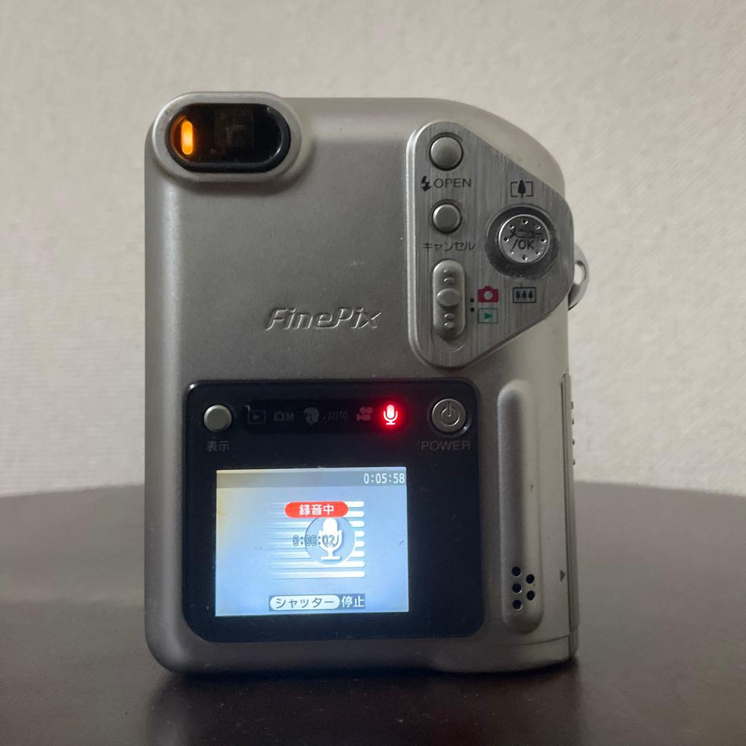 Fujifilm Compact Digital Camera Finepix F601