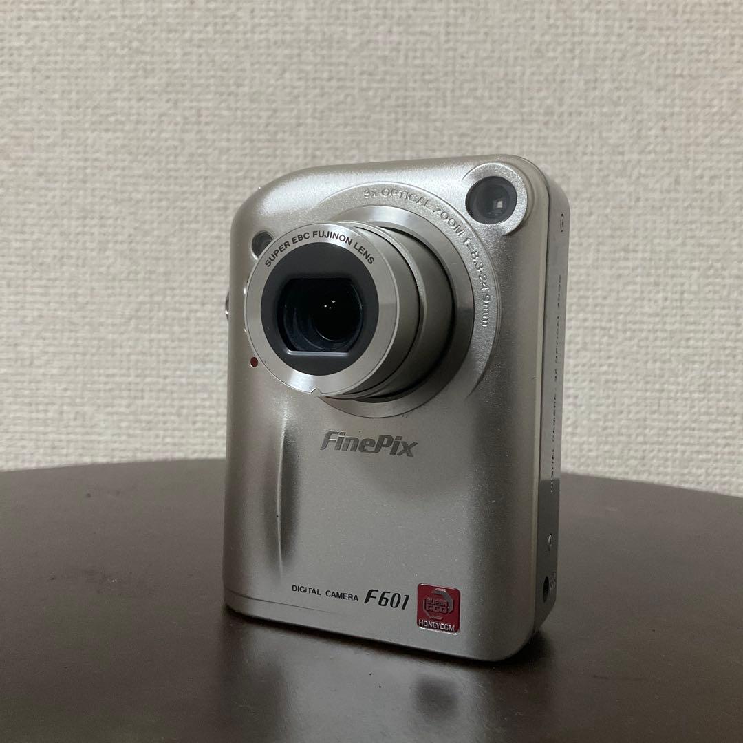 Fujifilm Compact Digital Camera Finepix F601