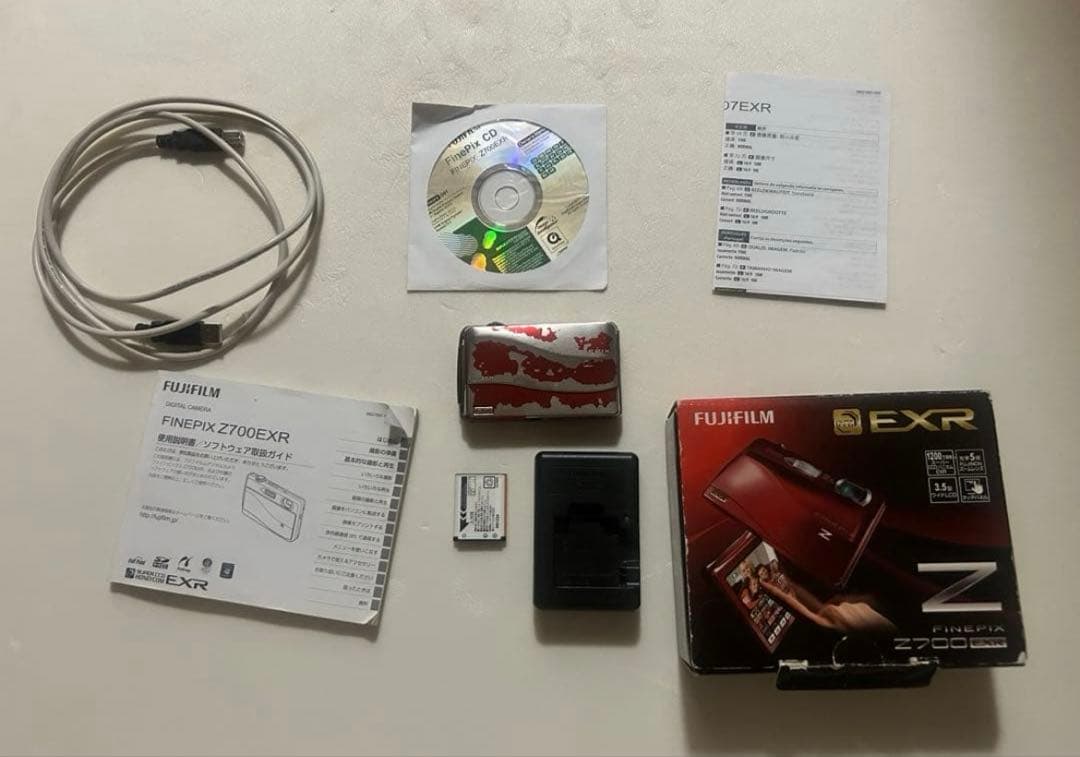 Fujifilm Compact Digital Camera Finepix Z700Exr