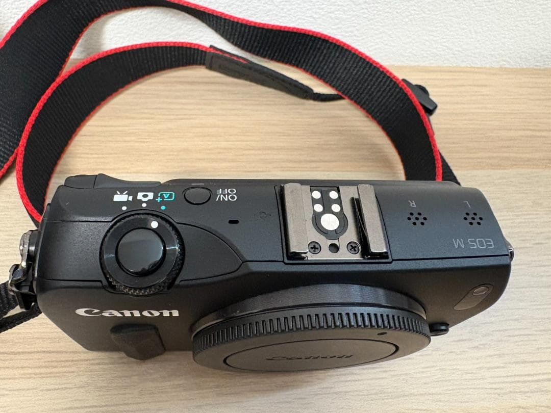 Canon Mirrorless Interchangeable Lips Eos M
