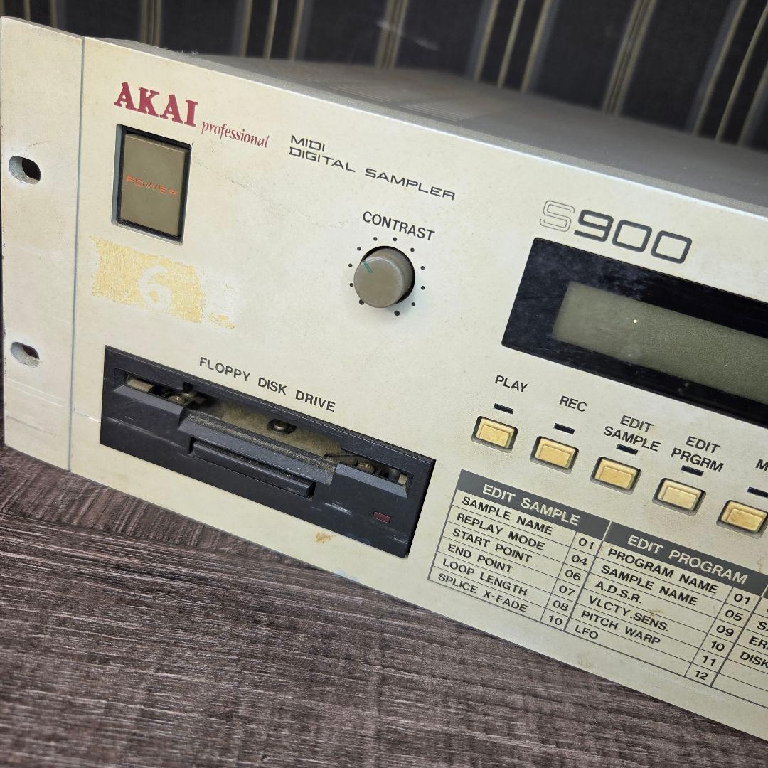 Others Akai S900 12Bit