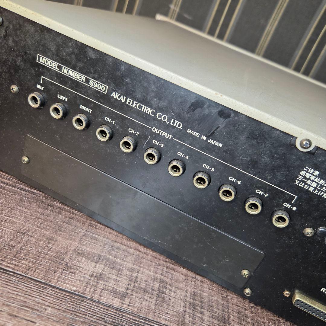 Others Akai S900 12Bit