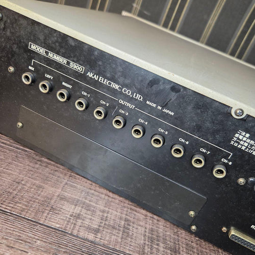 Others Akai S900 12Bit