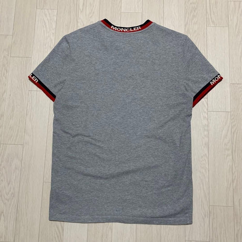 Moncler T -Shirt S 4S19