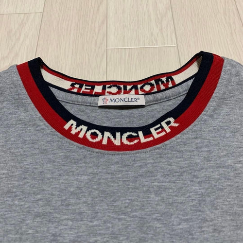 Moncler T -Shirt S 4S19
